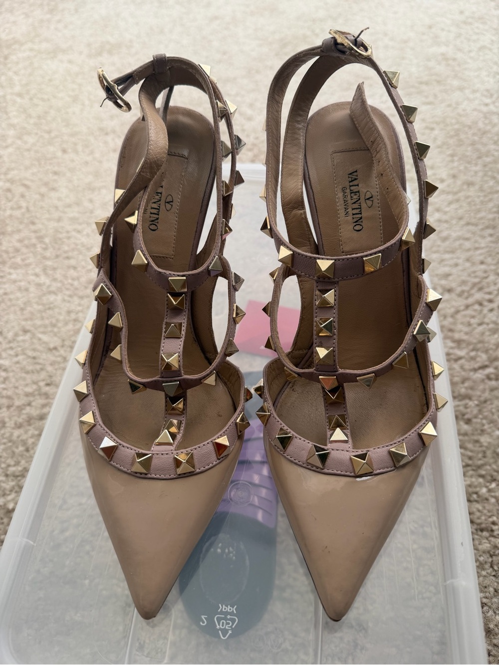 Valentino Garavani Nude Beige Rockstud Pointed Toe Heels